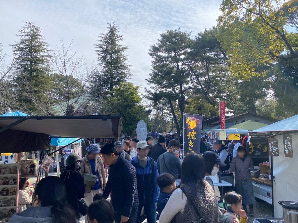 知立遍照院「寺の市」